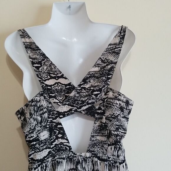 Silence & Noise Sleeveless Dress Sz 10 - Picture 7 of 10